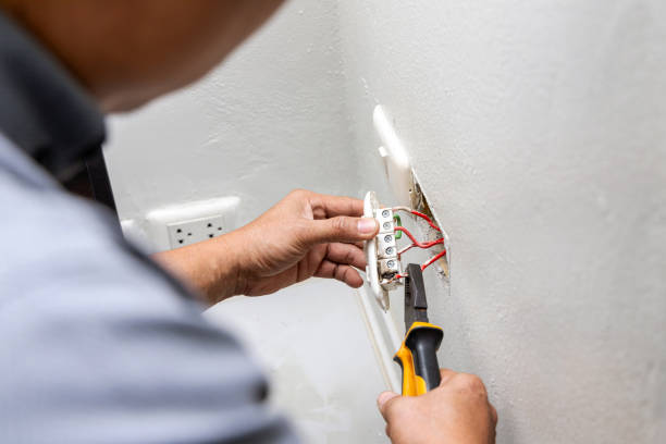 Best Affordable Emergency Electrician  in Lake Dallas, TX